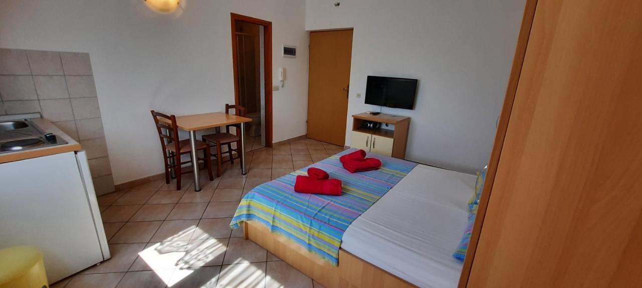 Dada Apartmán Turanj