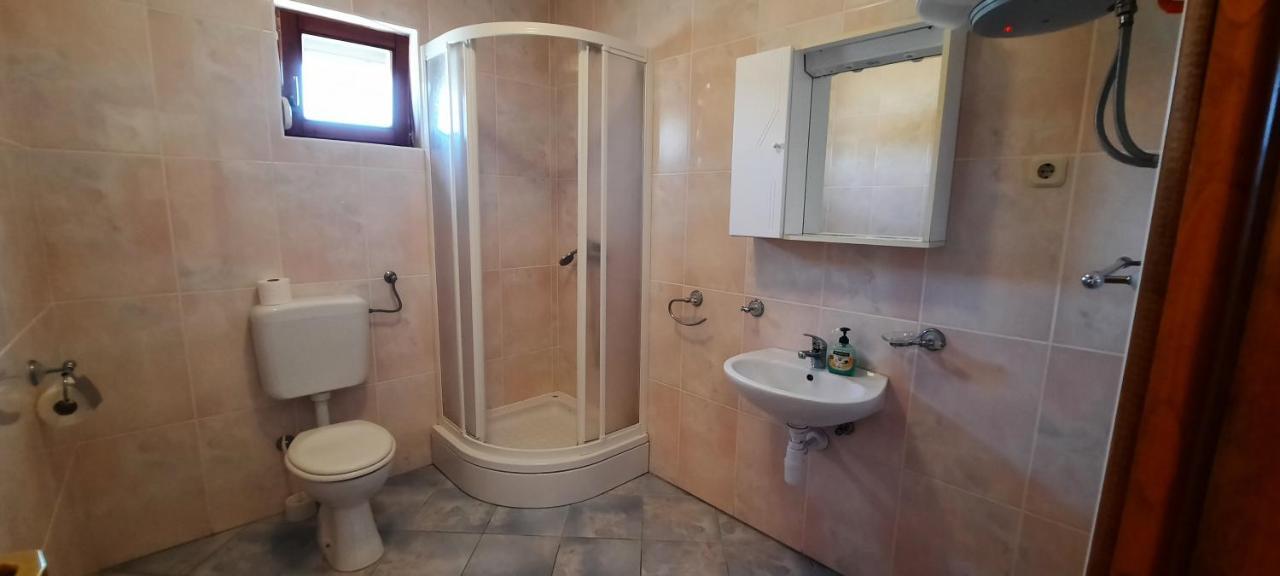 Dada Apartmán *