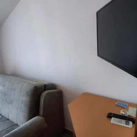 Apartments Dada Turanj Pokoj fotografie