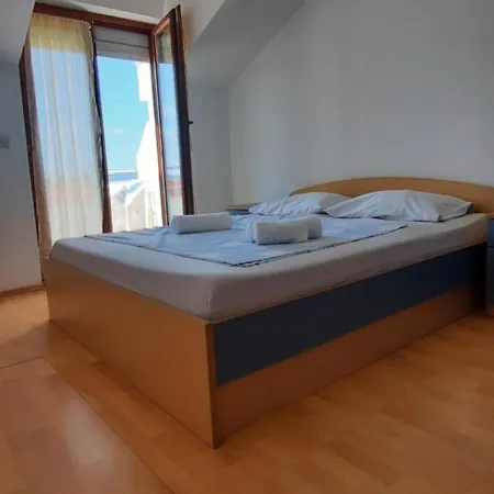 Apartments Dada Turanj Pokoj fotografie
