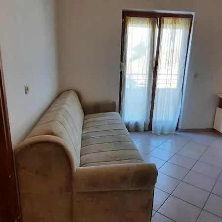 Apartments Dada Turanj Pokoj fotografie
