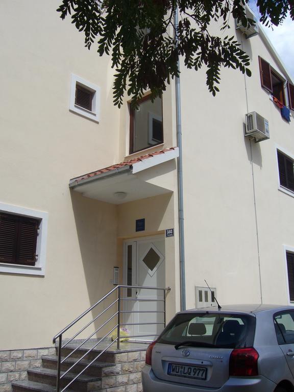 Apartment Dada Turanj