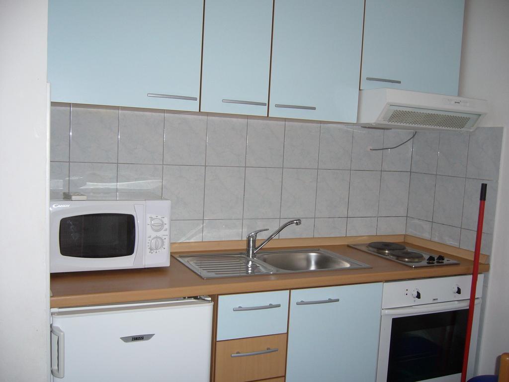 Dada Apartment
